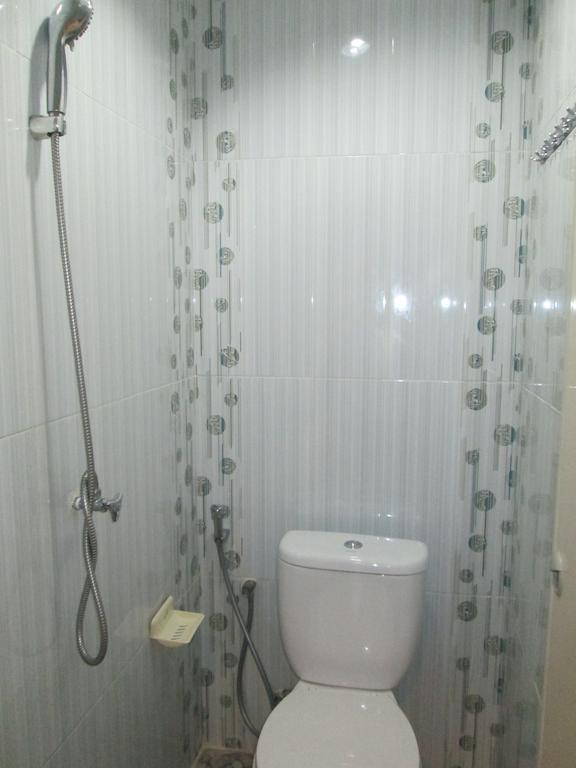 Green Leaf Inn Понтианак Номер фото